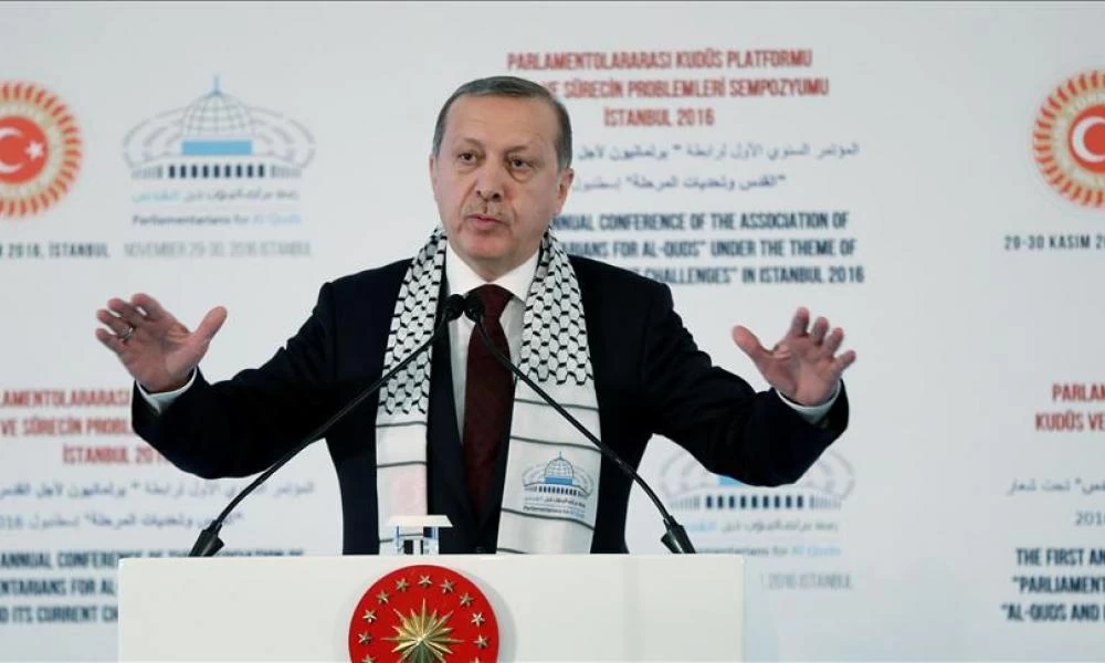 Οικονομολόγος για Ερντογάν: "Είναι αποτυχημένος, λέει ψέμματα για την οικονομία"